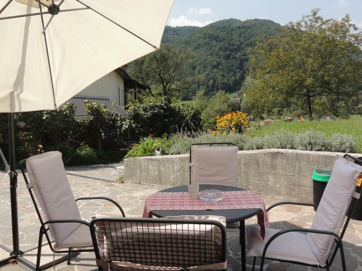 Apartma Jezero 모스트나소시 외부 사진